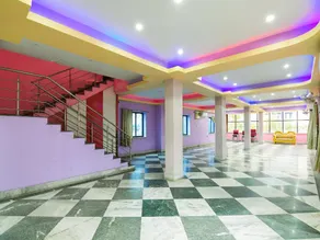 Hotel Red Velvet - Image 5