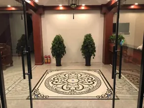 Jimmy Hotel - Image 2