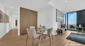 Melbourne Square Apartments - Image 3
