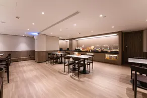 Hanting Hotel Zhangzhou Longjiang Building - Image 2