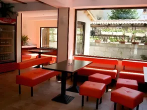 Durchova Kashta Family Hotel - Image 4