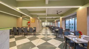 Hotel Aristro Lonavala - Image 3