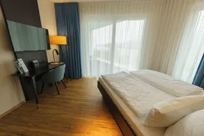 EINSTEIN Hotel am Römerpark - Image 2