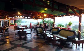 Satria Wisata Hotel - Image 3