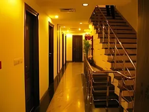 Opo Hotels Alpine Tree - Image 3
