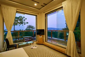 hotel saptarang residency panhala - Image 1