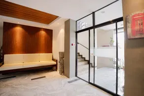 Aliria Bed and Breakfast - Image 4