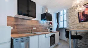 LE VIEUX LAVAL - Image 2
