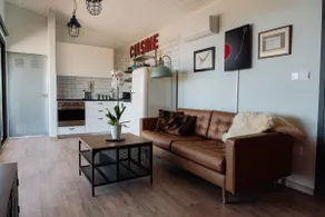 Tiny Home with Huge View - Image 2