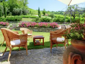 Bright Holiday Home in Modigliana with Swimming Pool - Image 4