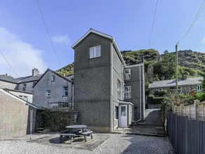 Cottage in Snowdonia with Movie Room  Views - Image 4