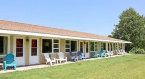 The Ellison Inn & Lounge - Image 3
