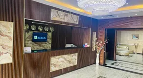 Grand Inn Hotel - Image 2