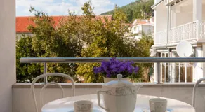 House Marta - Image 2