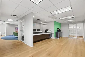 Signature Inn Miami - Image 2
