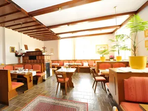 Hotel Garni Pension Gambrinus - Image 5
