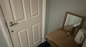 1 bedroom in 3bed house - Image 5
