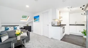 Twickenham Apartments by Charles - Image 2