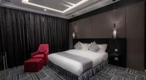 South Hotel Suites - Image 2