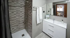 Apartamentos Maquinista - Image 2