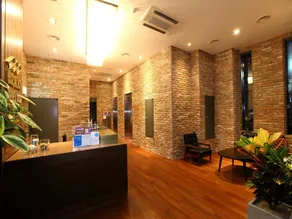 Bricks Hotel - Image 2