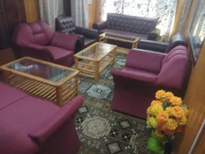 WANI GUEST HOUSE - Image 3