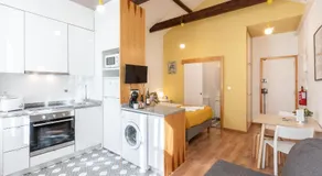 731 Costa Cabral Metro Residence - Image 4