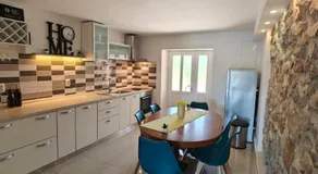 House Dawn - Image 3