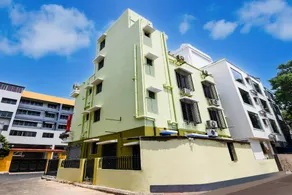 Hotel O Shivam Regency Near Acropolis Mall - Image 2