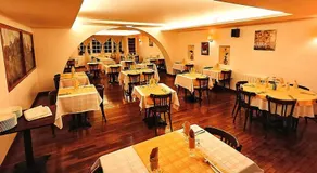 Hôtel Restaurant Le Bretagne - Image 3