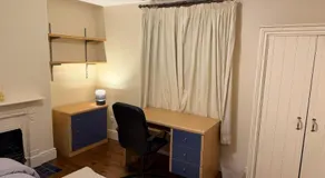 Spacious and cosy 4 Bed House in Beeston - Image 2