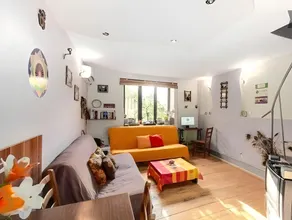 Shanti Hostel - Image 2