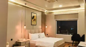 Goldtree Club - Image 2