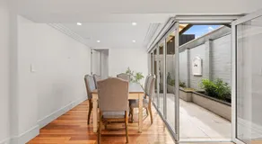 3BR House & 1 Parking & Near Darling Harbour & ICC - Image 5