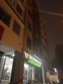 Downtown 1 BHK safe apartment - Image 4