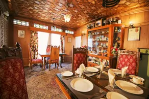 The Shelter Group of Houseboats & Tour organiser city Center Lal Chowk - Image 4