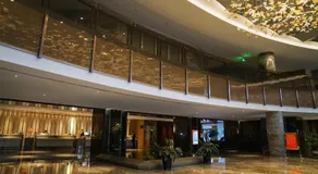 Yantai Meiya International ApartHotel (Previous Ramada Plaza) - Image 4