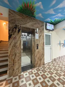 Hotel Ultra Stay - Image 5