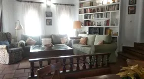 Chalet rural en La Mancha con jardin y piscina privados - Image 2