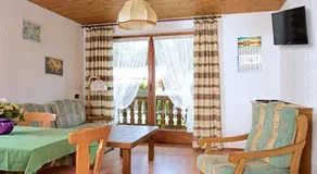 Appartement adapté aux familles avec jardin, barbecue et piscine - Image 4