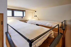 mizuka Imaizumi 4 - unmanned hotel - - Image 2
