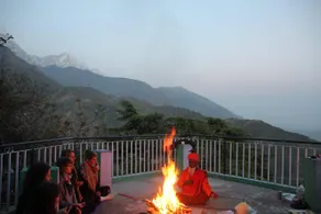 Yoga House - Image 4