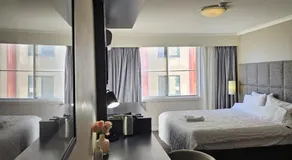 convenient spot in the city - Image 2