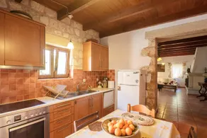 Traditional elegant Cretan Mansion - Image 5