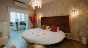 Hôtel Mademoiselle - Image 2