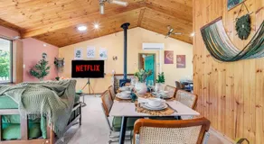 Lavish Lodge with 6 bedrooms in Kurrajong - Image 4