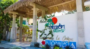 Freedom Shores "La Gringa" Hotel - Universally Designed - Image 5