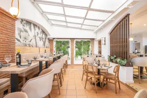 Hostal Marissal by Dorobe - Image 3