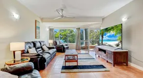 Ulysses 10 Ocean Dunk Island Views - Image 2