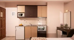 Dryades Apartments & Studios - Image 4